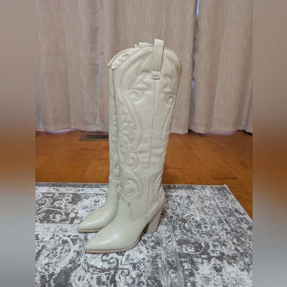 Steve Madden Lasso Western Boots Ivory NWOT - Picture 5 of 9